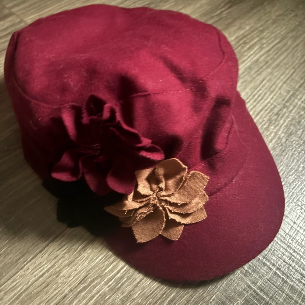 Stylish Burgundy Women's Hat with flower accents